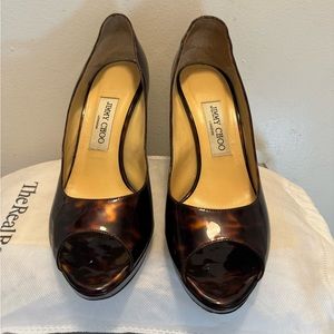 EUC Jimmy Choo size 39. Purchase from The Real Real.